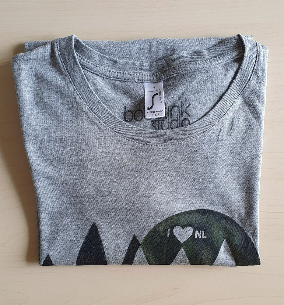 i love nl-women-grey-close up-front